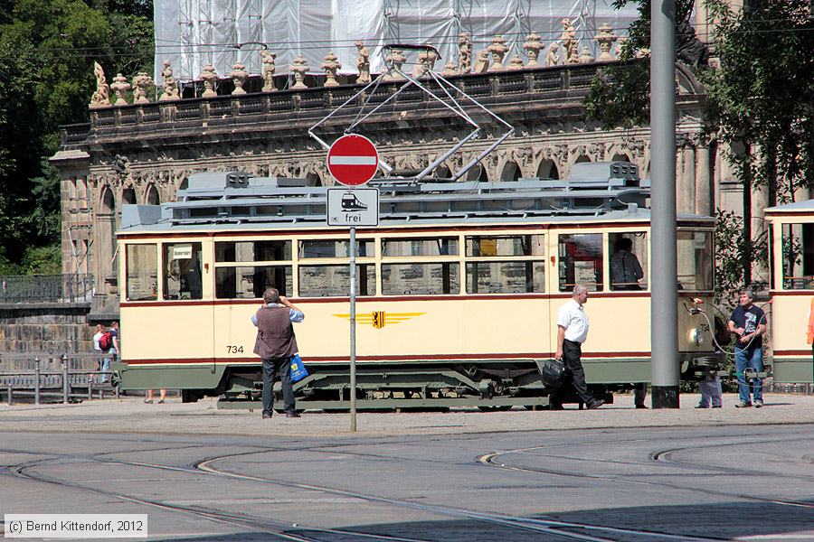 Straßenbahn Dresden - 734
/ Bild: dresden734_bk1208180126.jpg