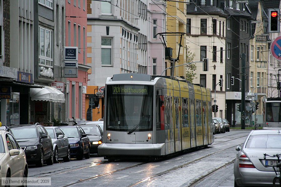 Düsseldorf - Straßenbahn - 2005
/ Bild: duesseldorf2005_bk0911230173.jpg