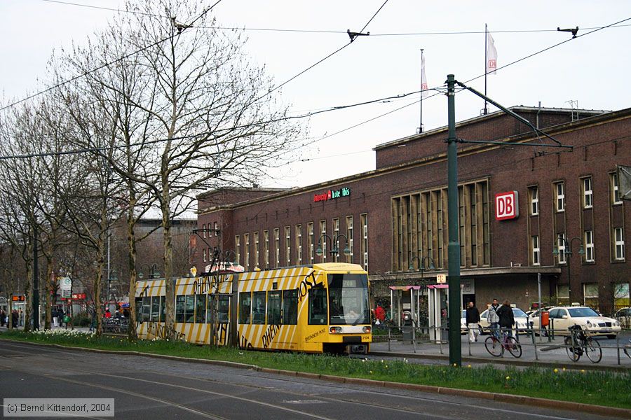 Düsseldorf - Straßenbahn - 2104
/ Bild: duesseldorf2104_e0002756.jpg