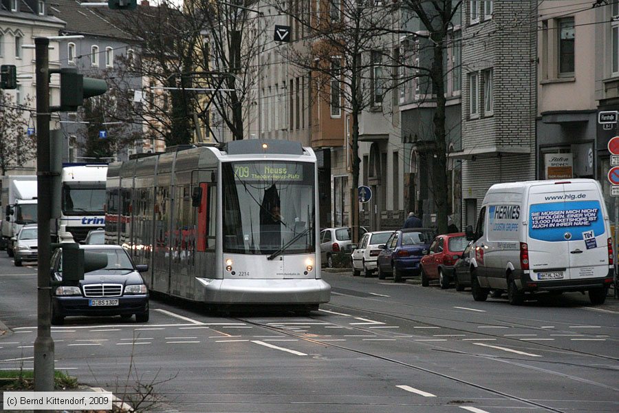 Düsseldorf - Straßenbahn - 2214
/ Bild: duesseldorf2214_bk0911240033.jpg