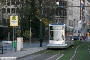 Bild: duesseldorf2215_bk0911260368.jpg - anklicken zum Vergr&ouml;&szlig;ern