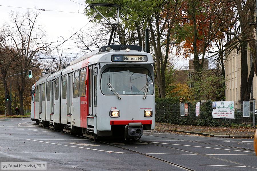 Düsseldorf - Stadtbahn - 3236
/ Bild: duesseldorf3236_bk1911270170.jpg