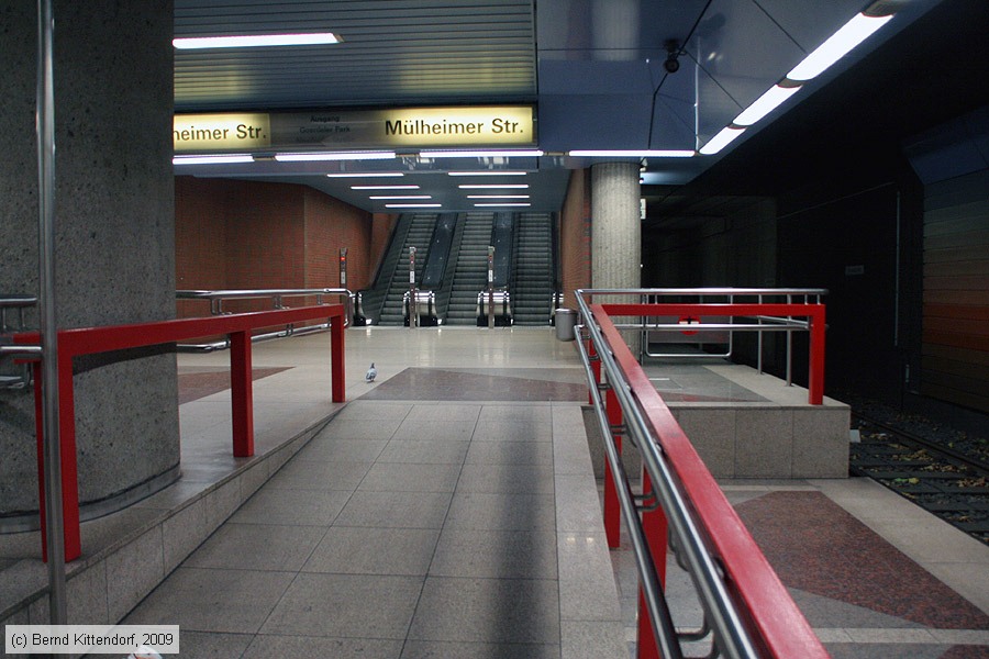 Straßenbahn Duisburg - Anlagen
/ Bild: duisburganlagen_bk0911250065.jpg