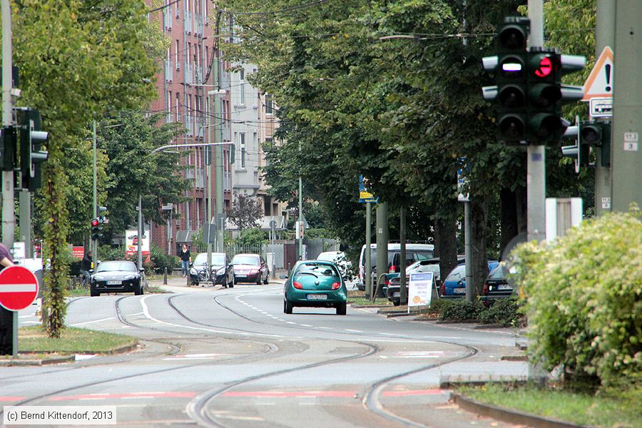 Straßenbahn Duisburg - Anlagen
/ Bild: duisburganlagen_bk1309020123.jpg Straßenbahn Duisburg - Anlagen
/ Bild: duisburganlagen_bk1309020123.jpg