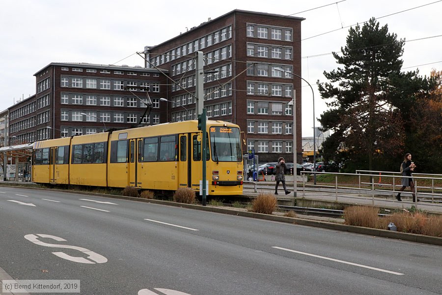 Straßenbahn Essen - 1415
/ Bild: essen1415_bk1911260075.jpg