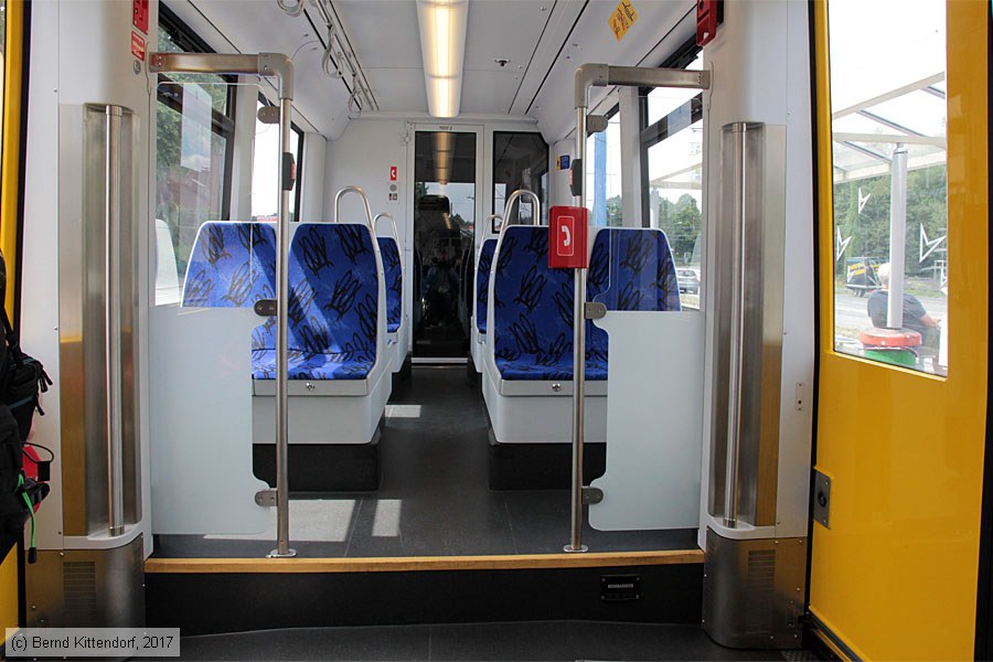 Straßenbahn Essen - 1602 - Innenansicht
/ Bild: essen1602_bk1706180062.jpg
