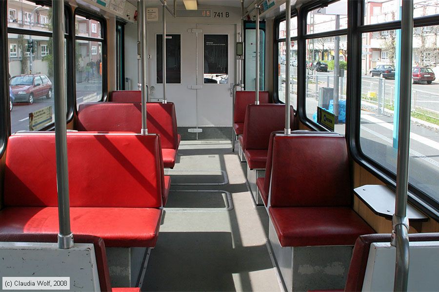 U-Bahn Frankfurt (Main) - 741 - Innenansicht
/ Bild: frankfurtmain741_cw0805020295.jpg