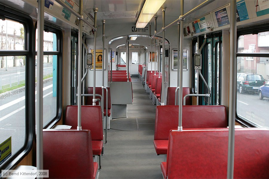 U-Bahn Frankfurt (Main) - 741 - Innenansicht
/ Bild: frankfurtmain741_bk0805020309.jpg U-Bahn Frankfurt (Main) - 741 - Innenansicht
/ Bild: frankfurtmain741_bk0805020309.jpg