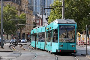 Bild: frankfurtmain008_bk2209030238.jpg - anklicken zum Vergr&ouml;&szlig;ern
