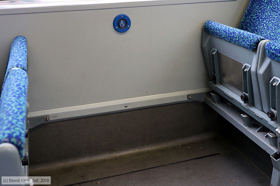 Straßenbahn Frankfurt (Main) - 024 - Innenansicht
/ Bild: frankfurtmain024_bk1806180141.jpg