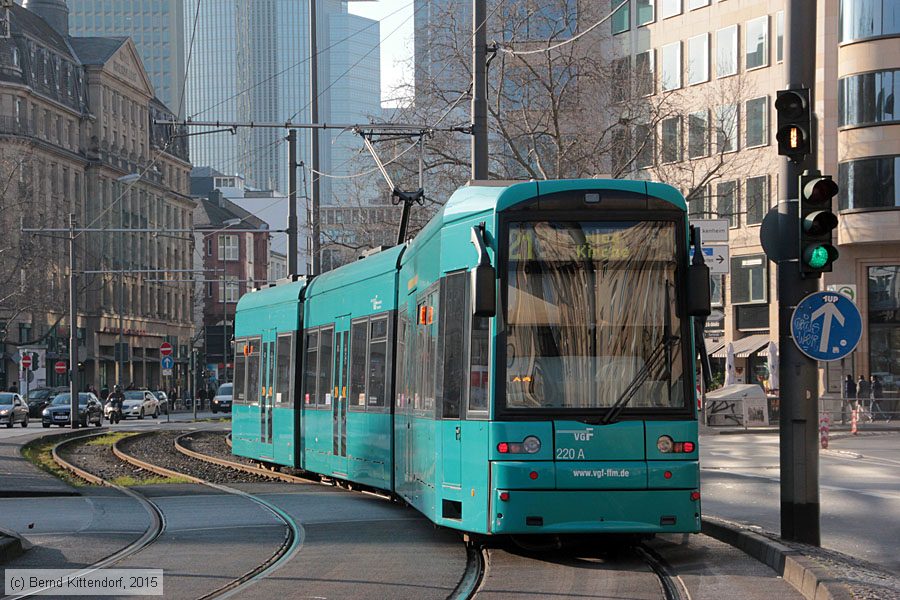Straßenbahn Frankfurt (Main) - 220
/ Bild: frankfurtmain220_bk1503170095.jpg