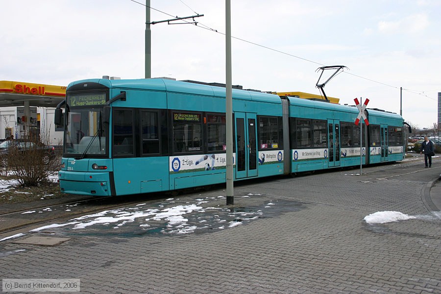 Straßenbahn Frankfurt (Main) - 229
/ Bild: frankfurtmain229_bk0603060144.jpg