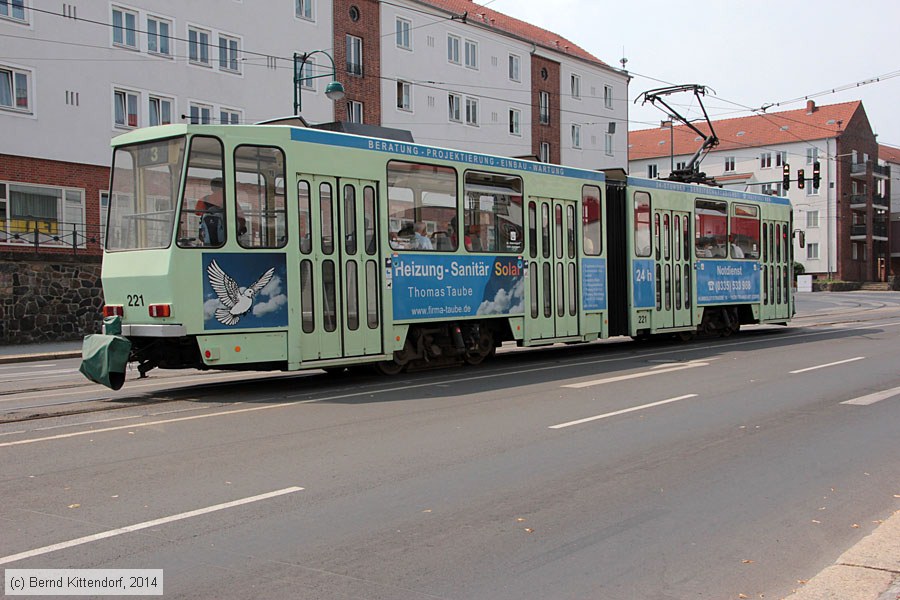 Straßenbahn Frankfurt (Oder) - 221
/ Bild: frankfurtoder221_bk1407210131.jpg