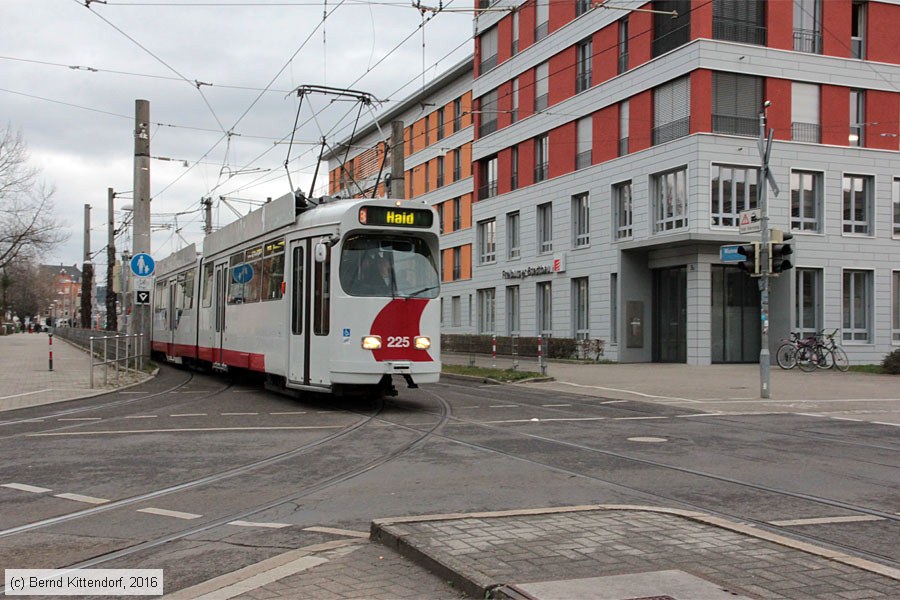 Straßenbahn Freiburg im Breisgau - 225
/ Bild: freiburg225_bk1603230329.jpg