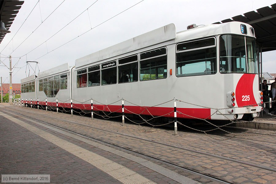 Straßenbahn Freiburg im Breisgau - 225
/ Bild: freiburg225_bk1604220014.jpg