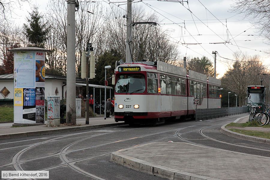 Straßenbahn Freiburg im Breisgau - 227
/ Bild: freiburg227_bk1603230339.jpg