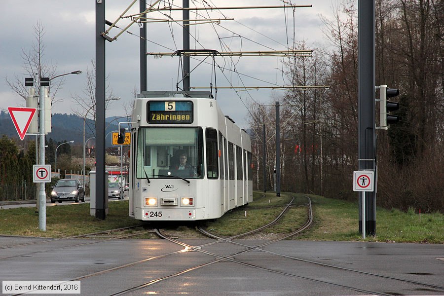 Straßenbahn Freiburg im Breisgau - 245
/ Bild: freiburg245_bk1603230305.jpg