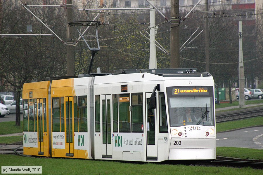 Straßenbahn Gera - 203
/ Bild: gera203_cw1004120124.jpg