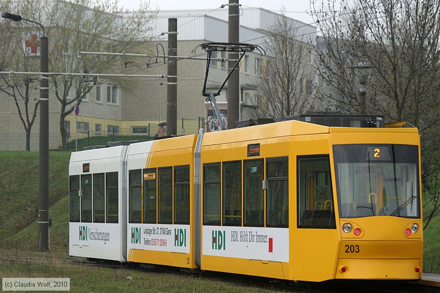 Straßenbahn Gera - 203
/ Bild: gera203_cw1004120128.jpg