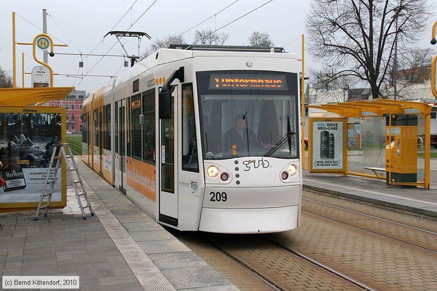 Straßenbahn Gera - 209
/ Bild: gera209_bk1004140002.jpg