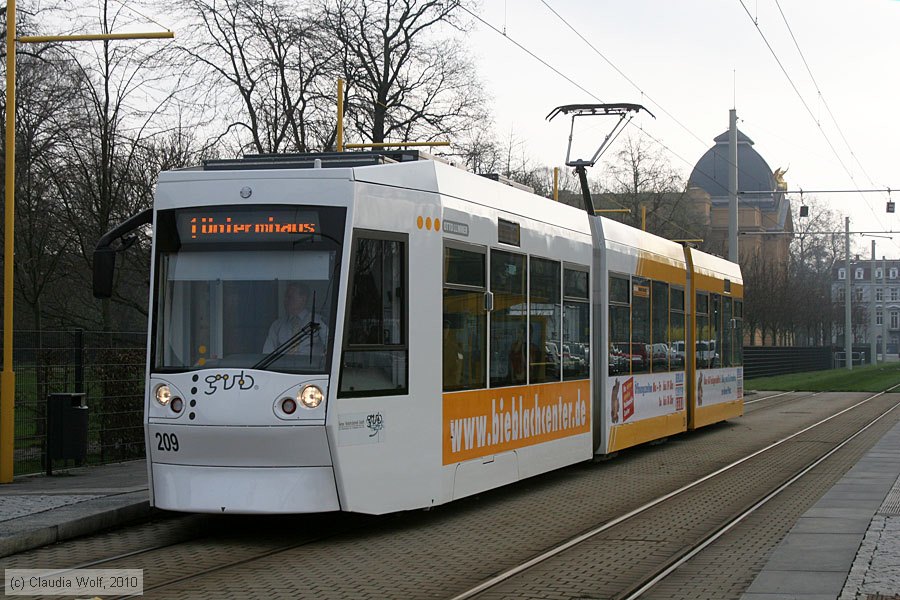 Straßenbahn Gera - 209
/ Bild: gera209_cw1004130004.jpg