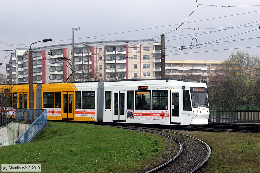 Straßenbahn Gera - 211
/ Bild: gera211_cw1004120120.jpg
