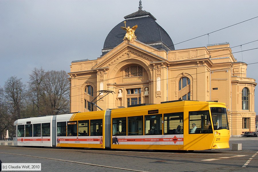 Straßenbahn Gera - 211
/ Bild: gera211_cw1004130022.jpg