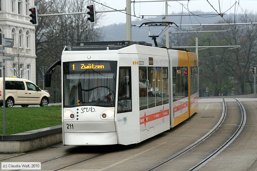 Straßenbahn Gera - 211
/ Bild: gera211_cw1004140229.jpg