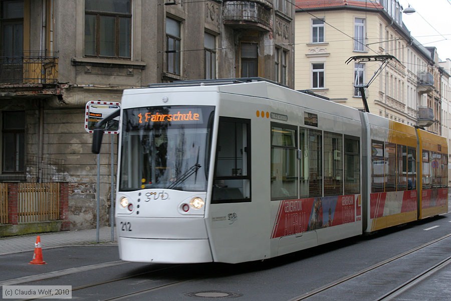 Straßenbahn Gera - 212
/ Bild: gera212_cw1004160014.jpg