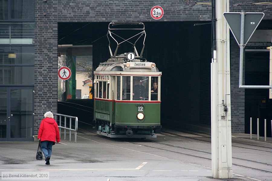 Straßenbahn Gera - 12
/ Bild: gera12_bk1004120112.jpg