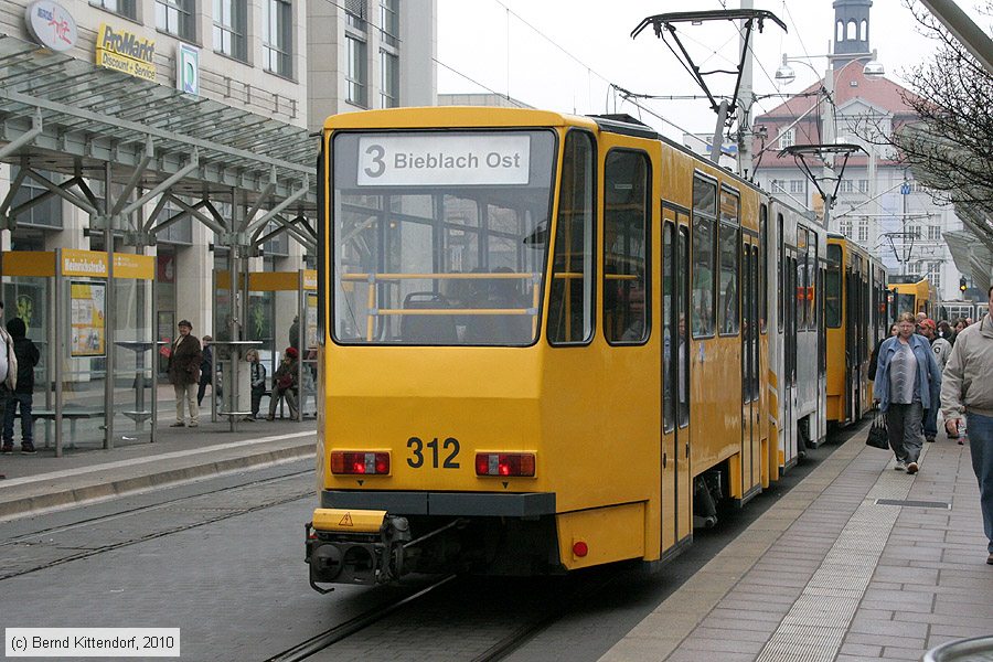 Straßenbahn Gera - 312
/ Bild: gera312_bk1004120130.jpg