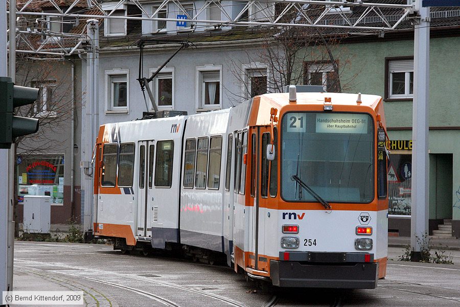 Straßenbahn Heidelberg - 254
/ Bild: hsb254_bk0912070110.jpg