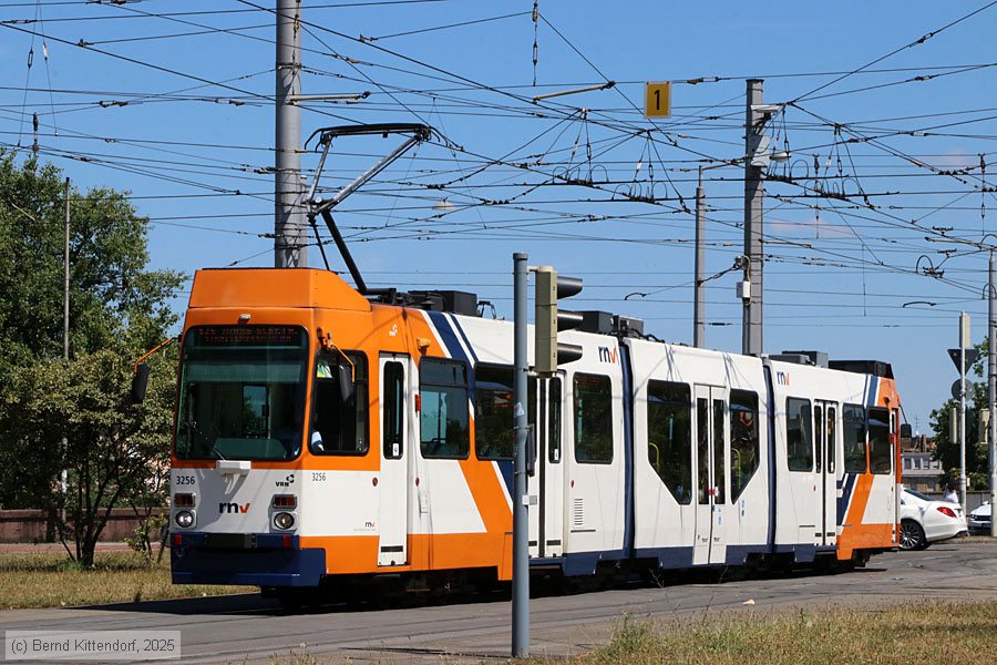Straßenbahn Heidelberg - 3256
/ Bild: rnv3256_bk2506290135.jpg