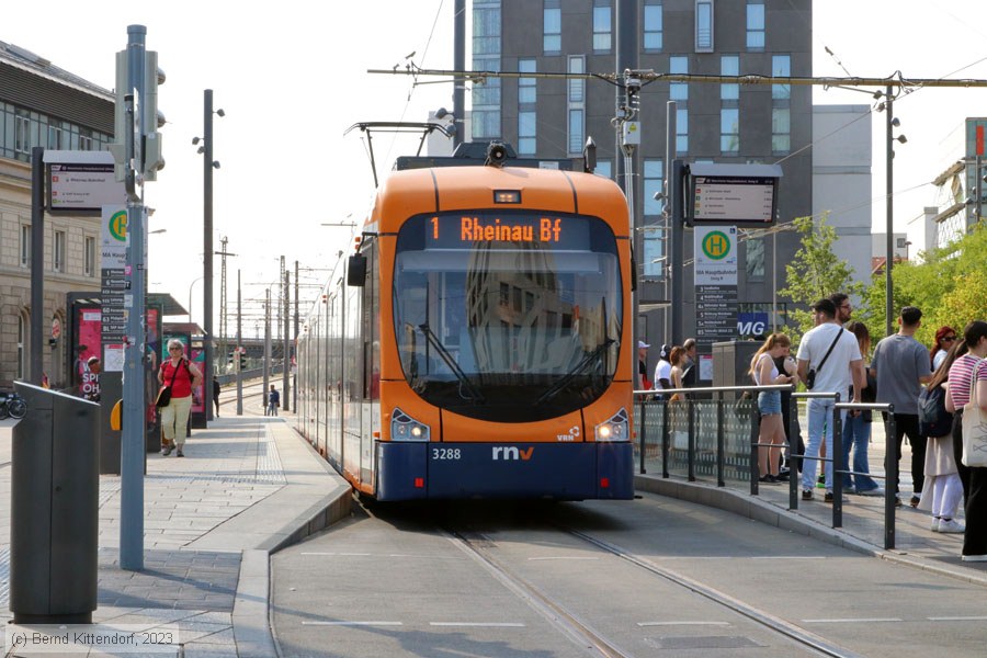 Straßenbahn Heidelberg - 3288
/ Bild: rnv3288_bk2306050029.jpg