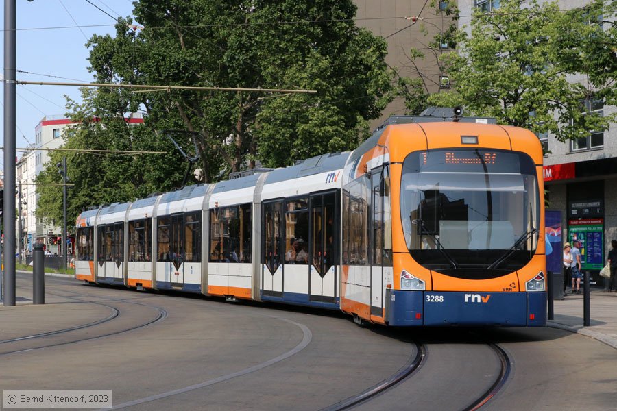 Straßenbahn Heidelberg - 3288
/ Bild: rnv3288_bk2306050030.jpg