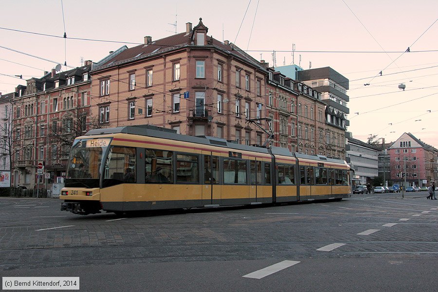 Straßenbahn Karlsruhe - 241
/ Bild: karlsruhe241_bk1401070191.jpg