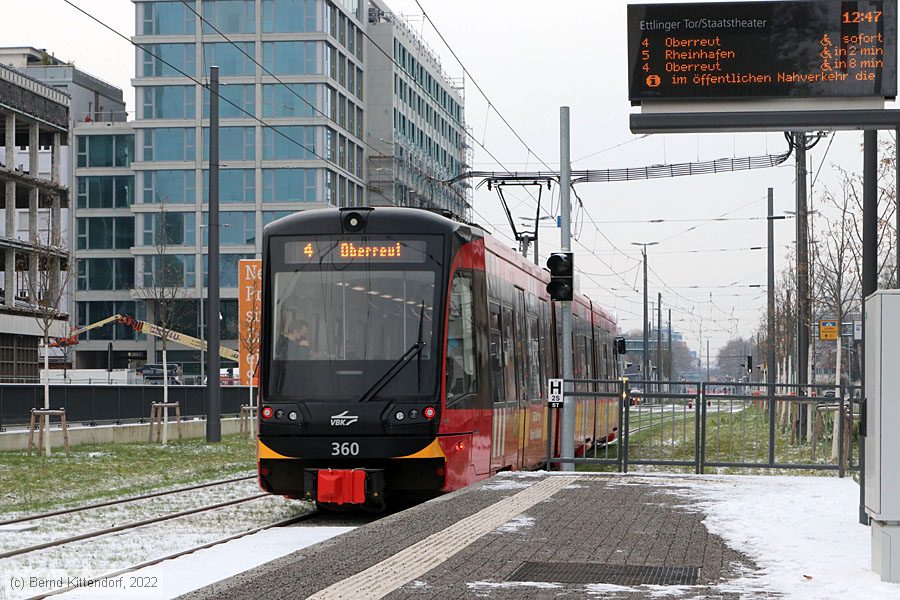 Straßenbahn Karlsruhe - 360
/ Bild: karlsruhe360_bk2212150140.jpg Straßenbahn Karlsruhe - 360
/ Bild: karlsruhe360_bk2212150140.jpg
