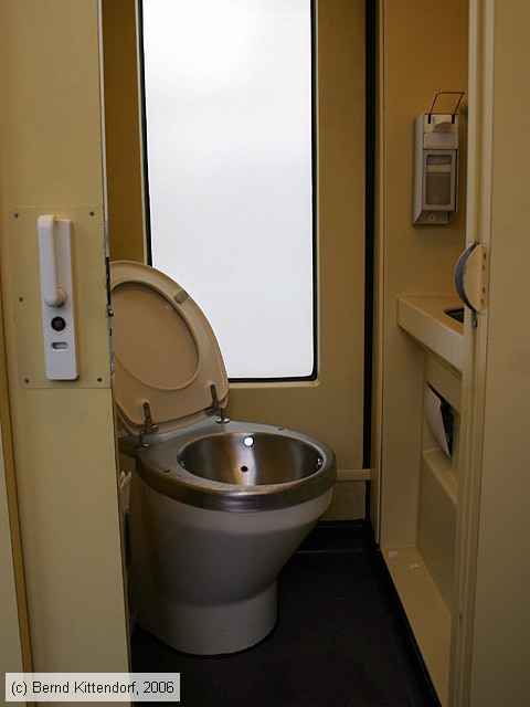 Stadtbahn Karlsruhe - 845 - Innenansicht
/ Bild: karlsruhe845_e0026300.jpg