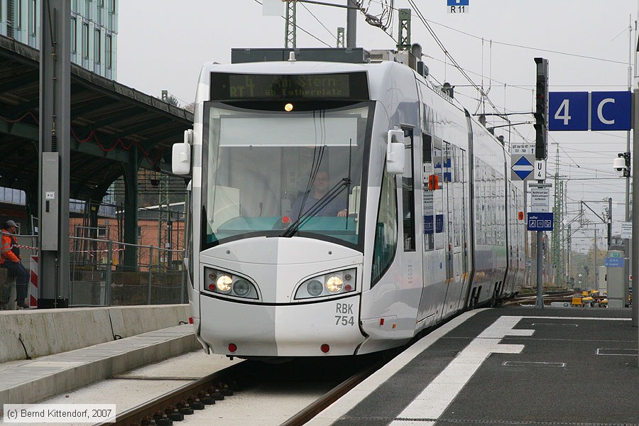 RegioTram Kassel - 754
/ Bild: kassel754_bk0710280042.jpg