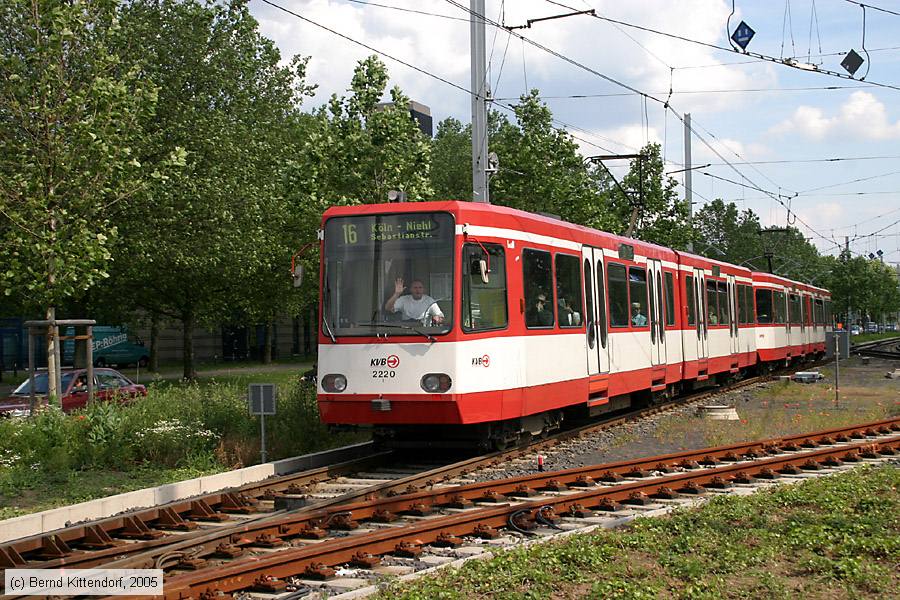 Stadtbahn Köln - 2220
/ Bild: koeln2220_e0020711.jpg