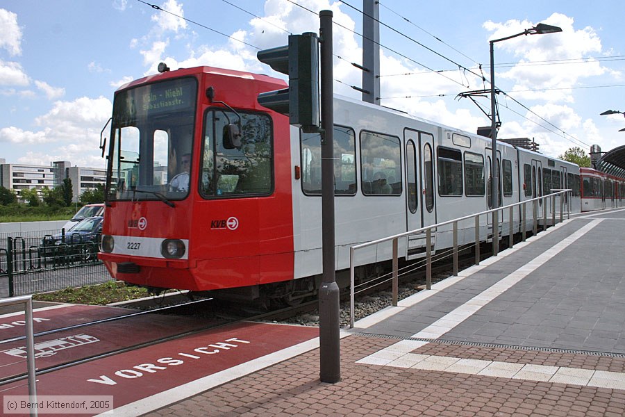 Stadtbahn Köln - 2227
/ Bild: koeln2227_e0020701.jpg