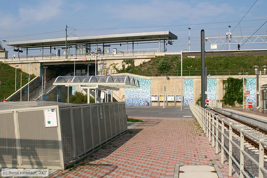 Straßenbahn Köln - Anlagen
/ Bild: koelnanlagen_bk0710030133.jpg