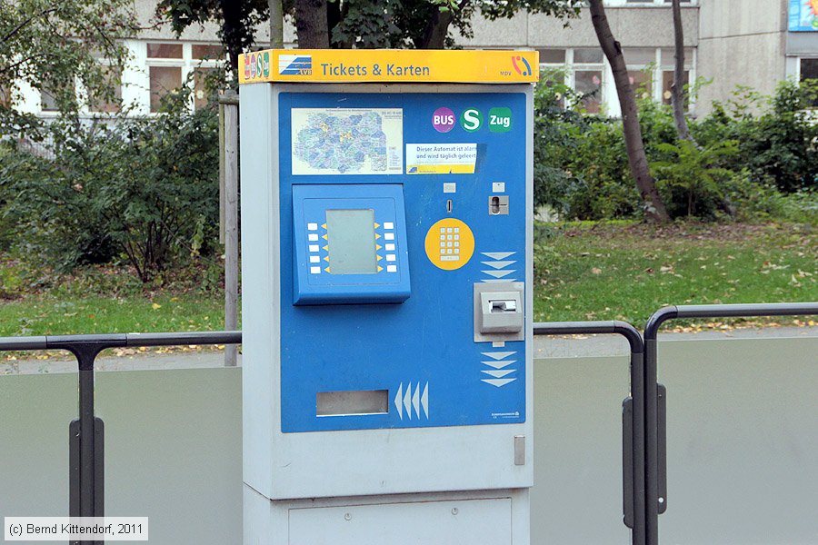 Straßenbahn Leipzig - Fahrscheinautomat
/ Bild: leipziganlagen_bk1110050070.jpg