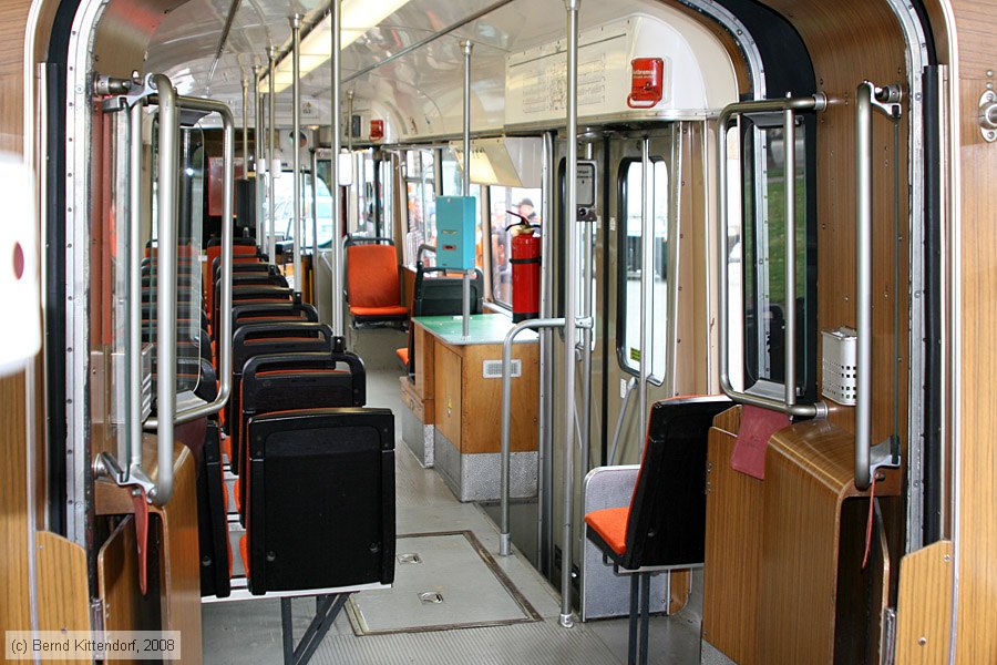 Straßenbahn Ludwigshafen - 153 - Innenansicht 
/ Bild: vbl153_bk0803160284.jpg
