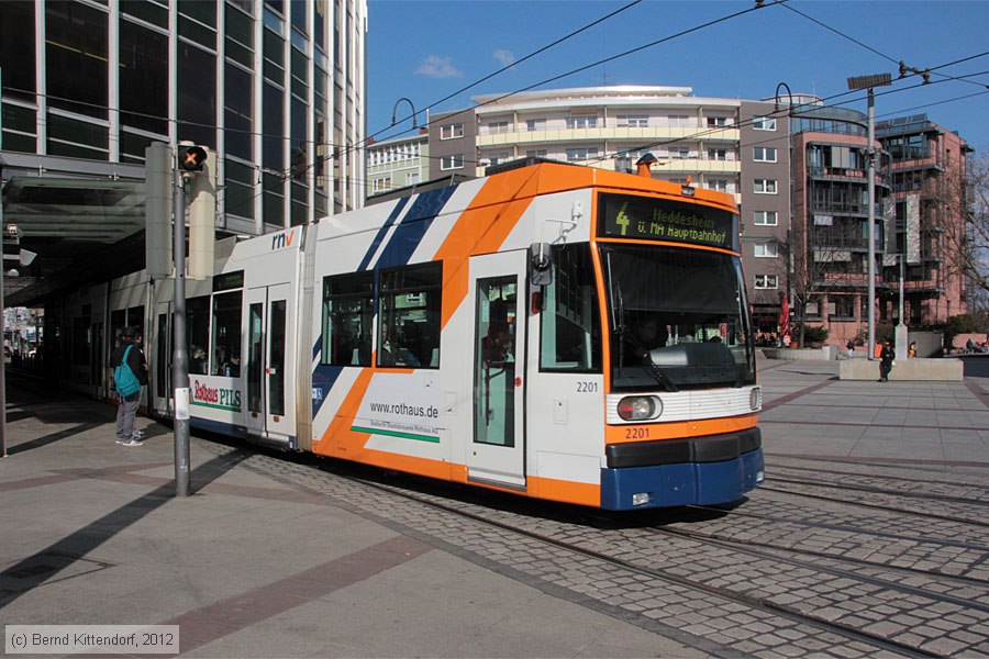 Straßenbahn Ludwigshafen - 2201
/ Bild: rnv2201_bk1203060002.jpg