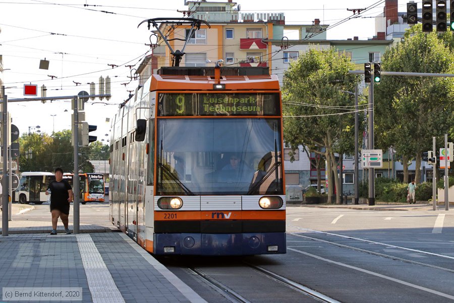 Stra&szlig;enbahn Ludwigshafen - 2201
/ Bild: rnv2201_bk2007270011.jpg