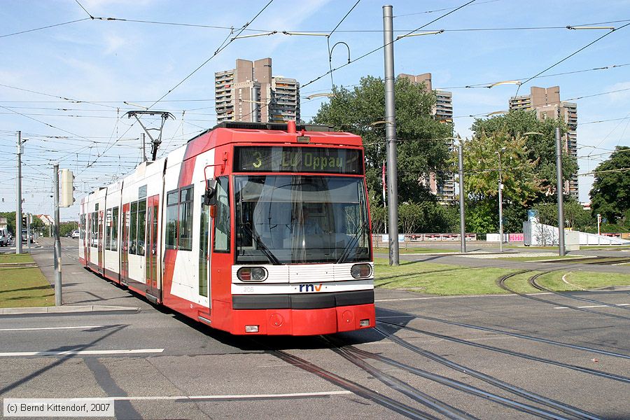 Straßenbahn Ludwigshafen - 206
/ Bild: vbl206_bk0707140018.jpg