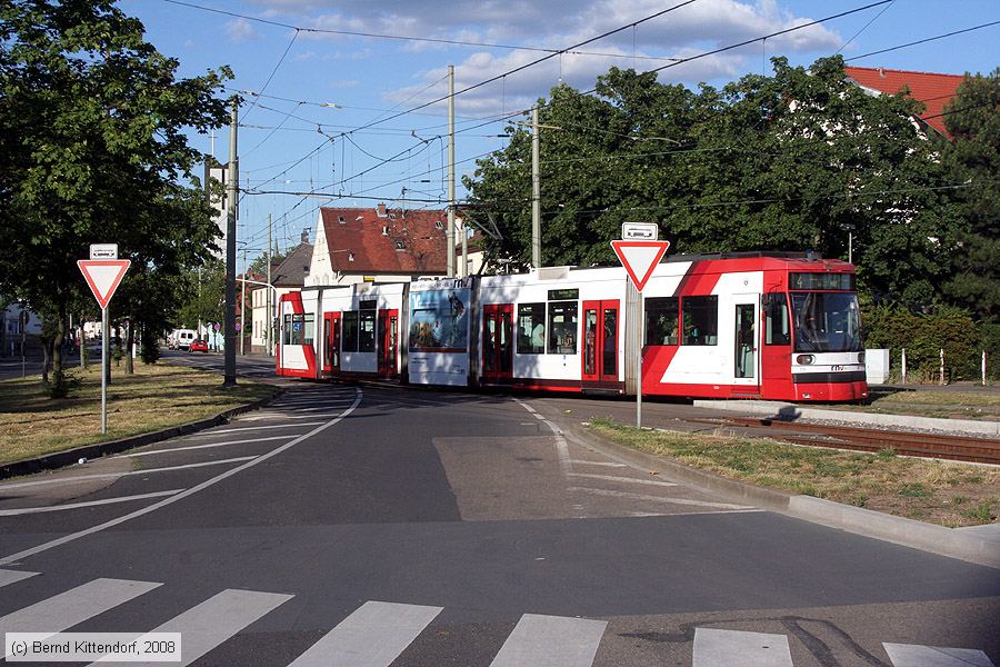 Straßenbahn Ludwigshafen - 208
/ Bild: vbl208_bk0807040037.jpg