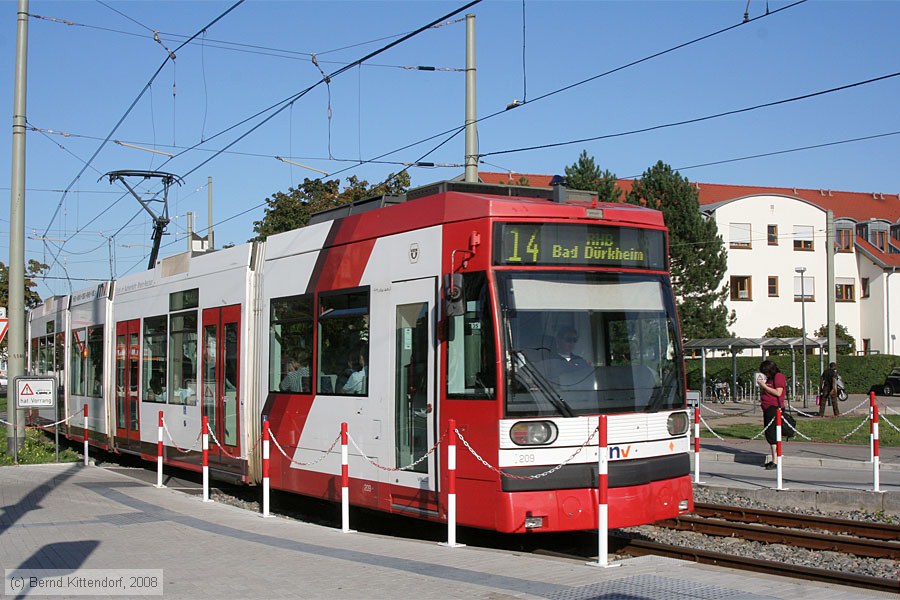 Straßenbahn Ludwigshafen - 209
/ Bild: vbl209_bk0809090101.jpg