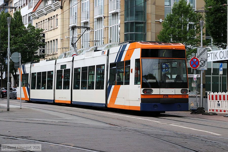 Stra&szlig;enbahn Ludwigshafen - 2210
/ Bild: rnv2210_bk2506020028.jpg